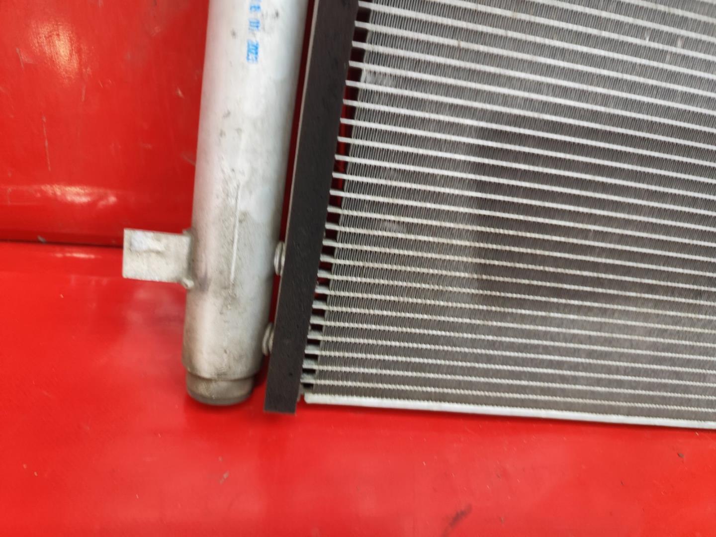 Радиатор кондиционера / конденсер