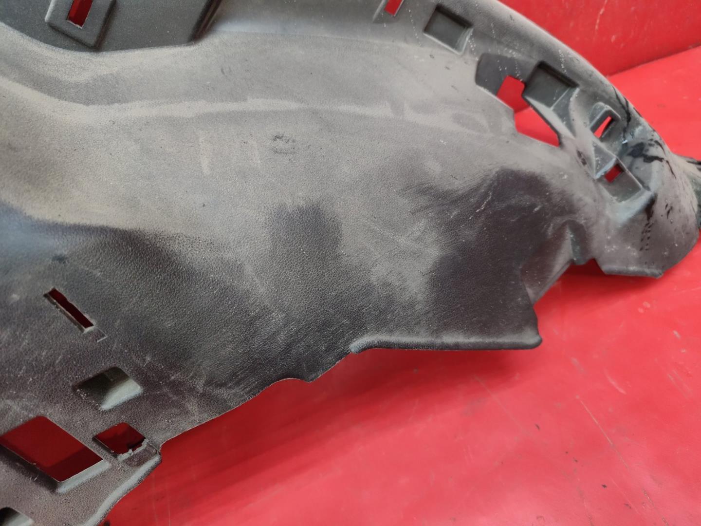 Обшивка багажника