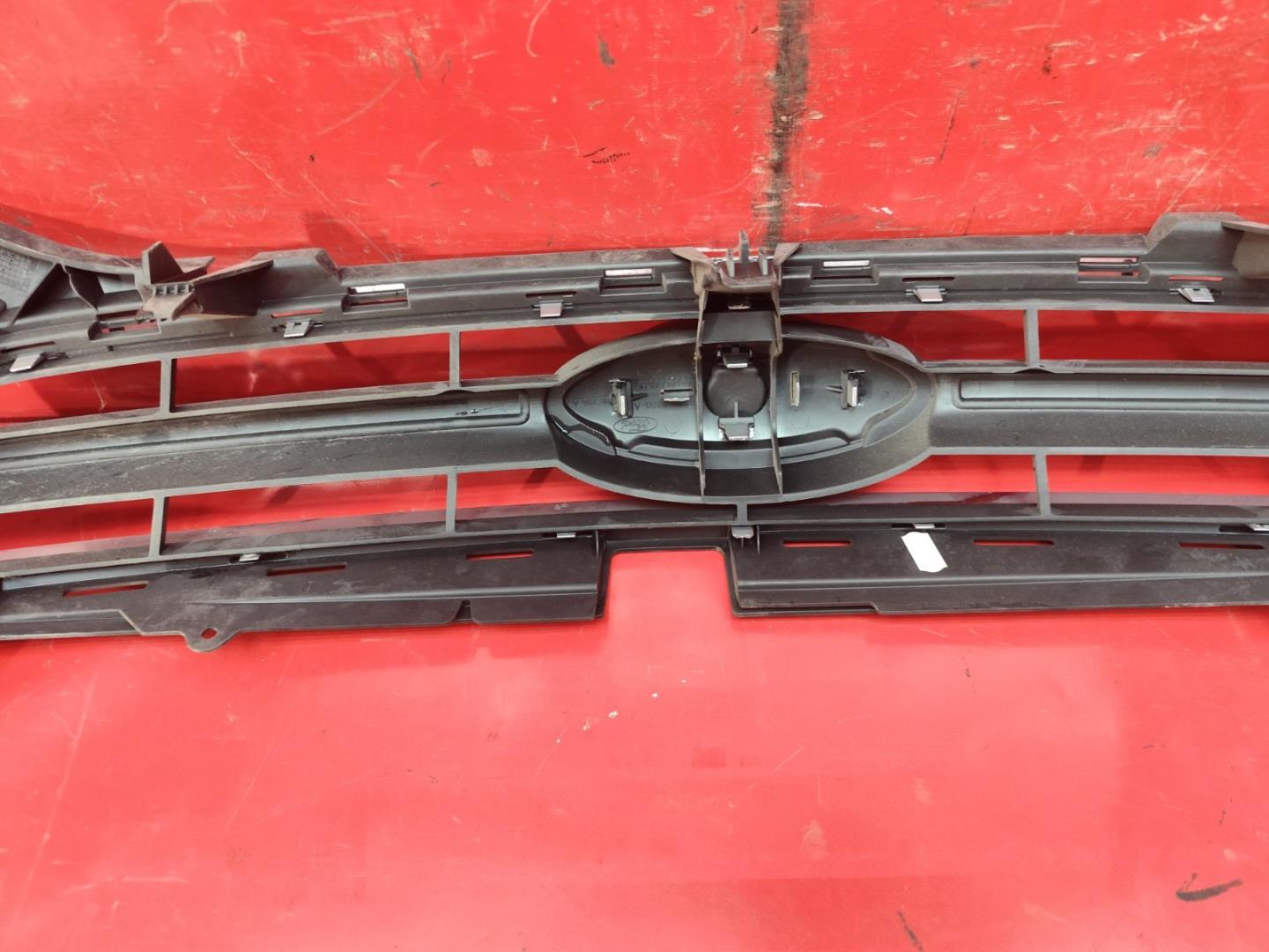 Решетка радиатора