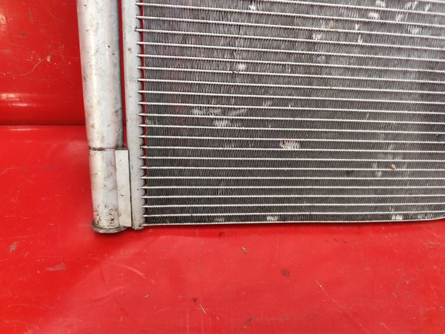 Радиатор кондиционера / конденсер