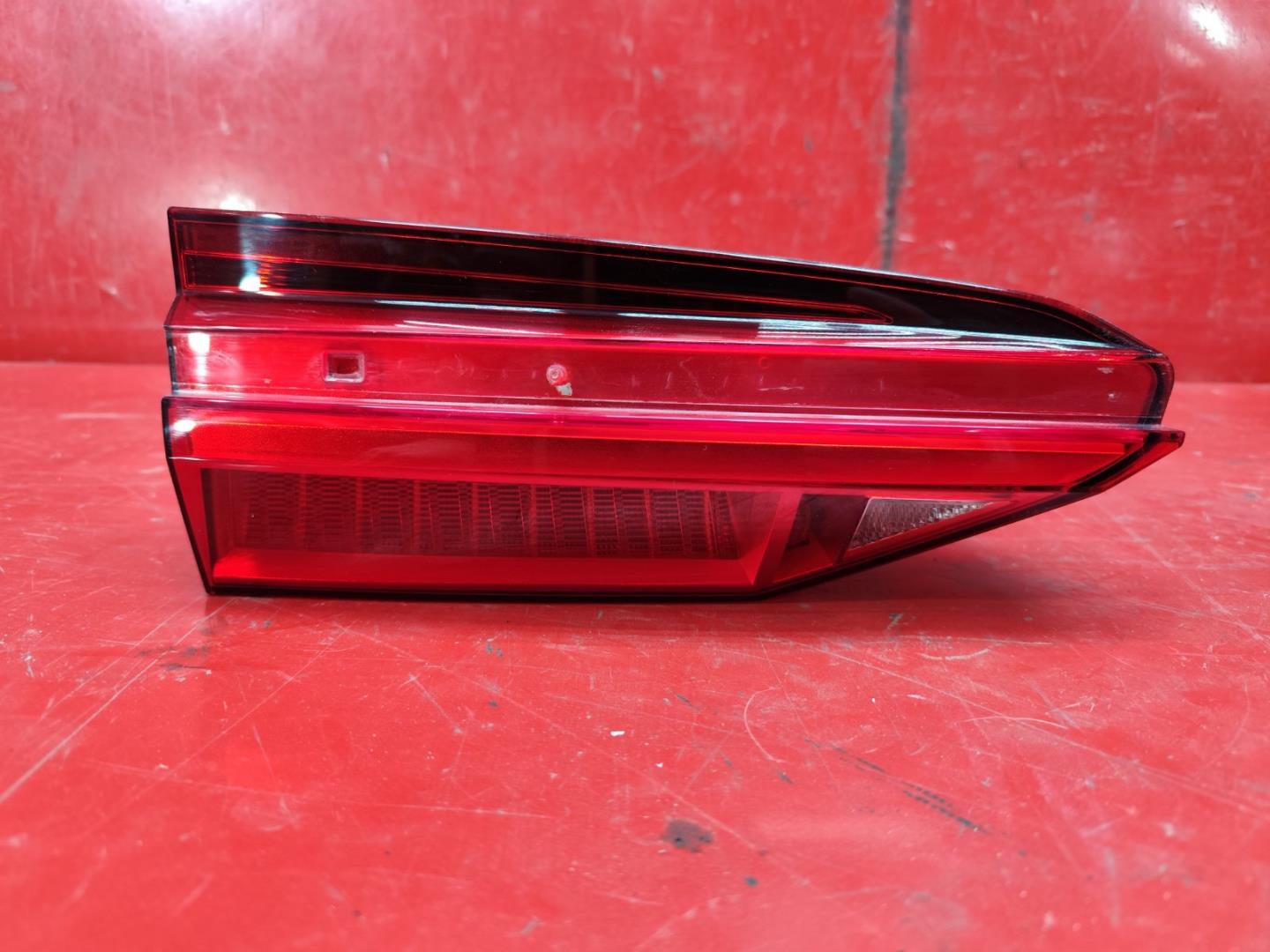 Фонарь задний