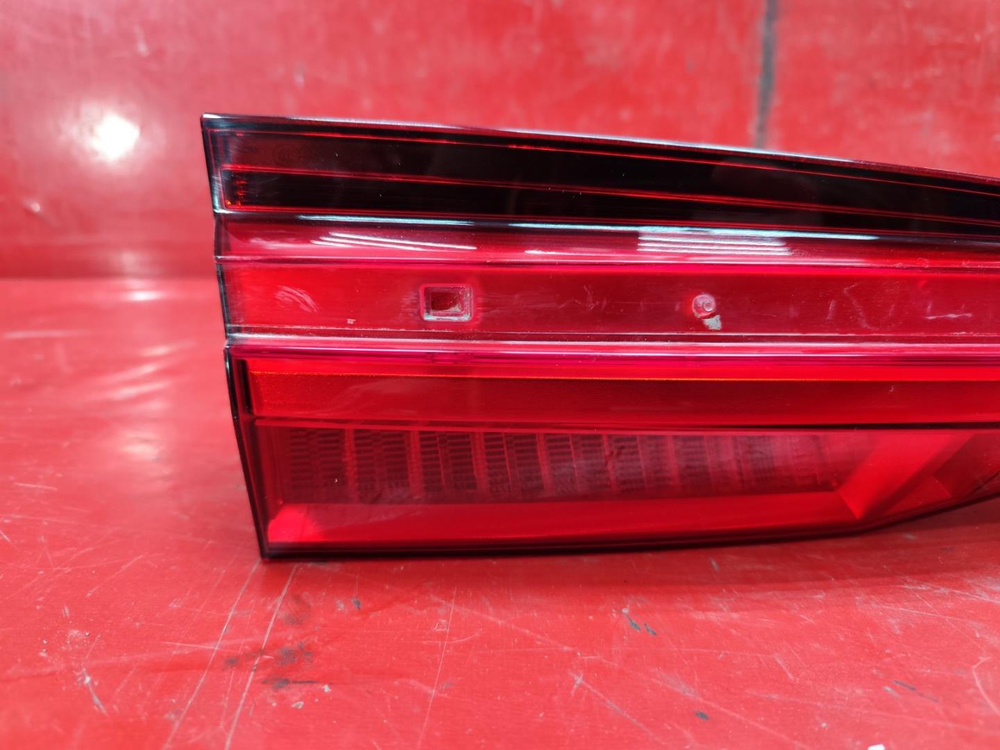 Фонарь задний