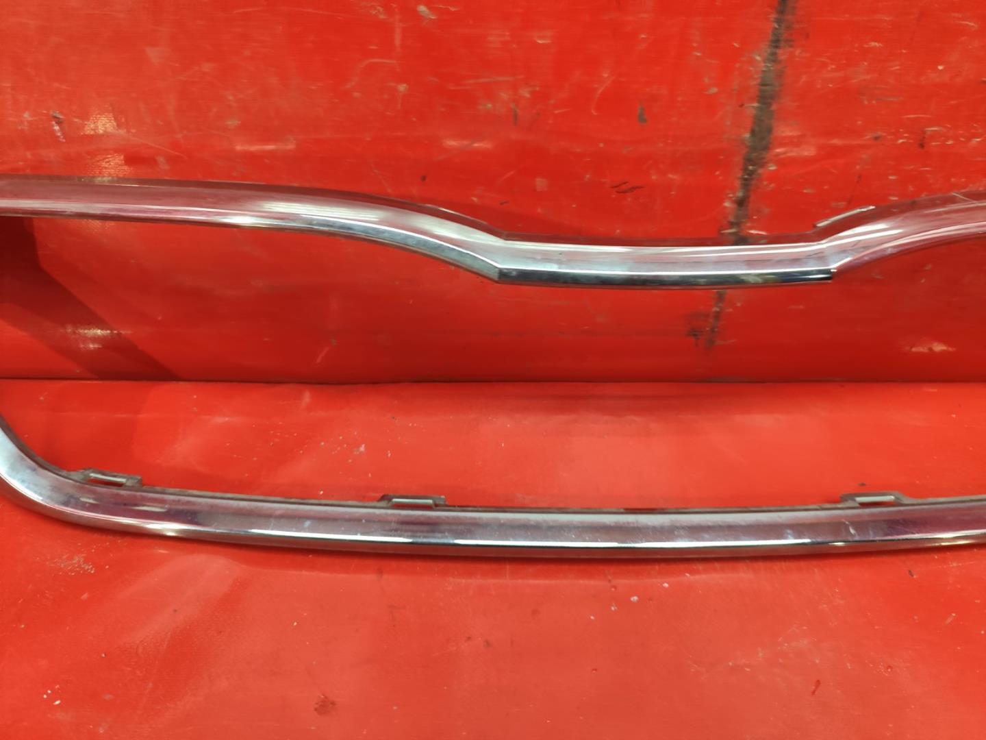 Накладка на решетку радиатора