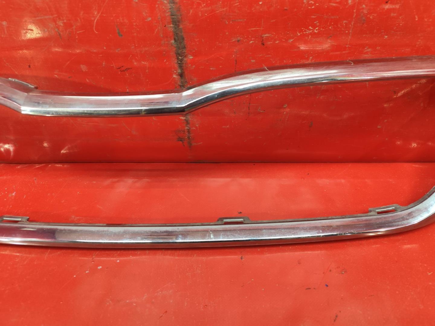 Накладка на решетку радиатора