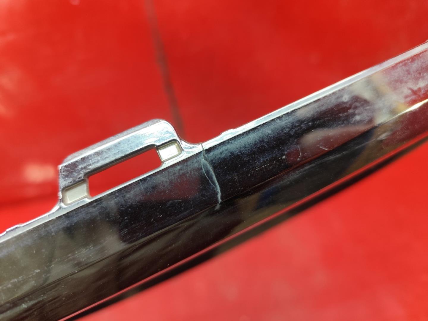 Накладка на решетку радиатора