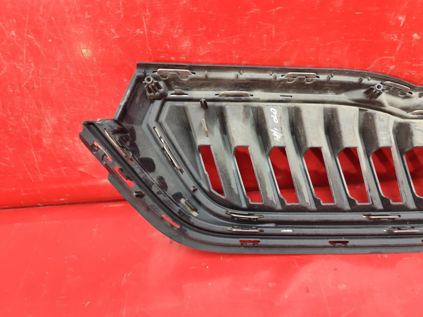 Решетка радиатора