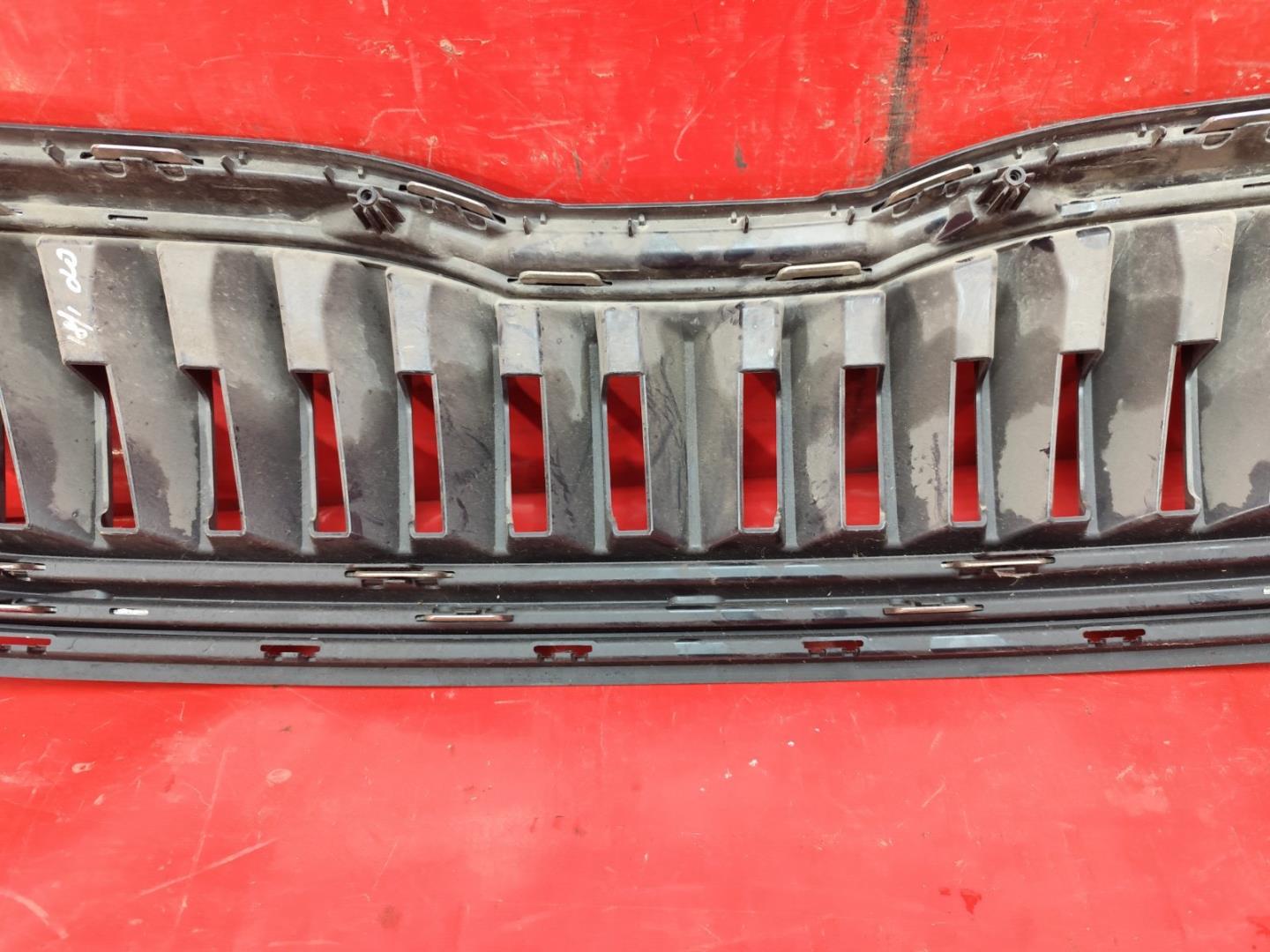 Решетка радиатора