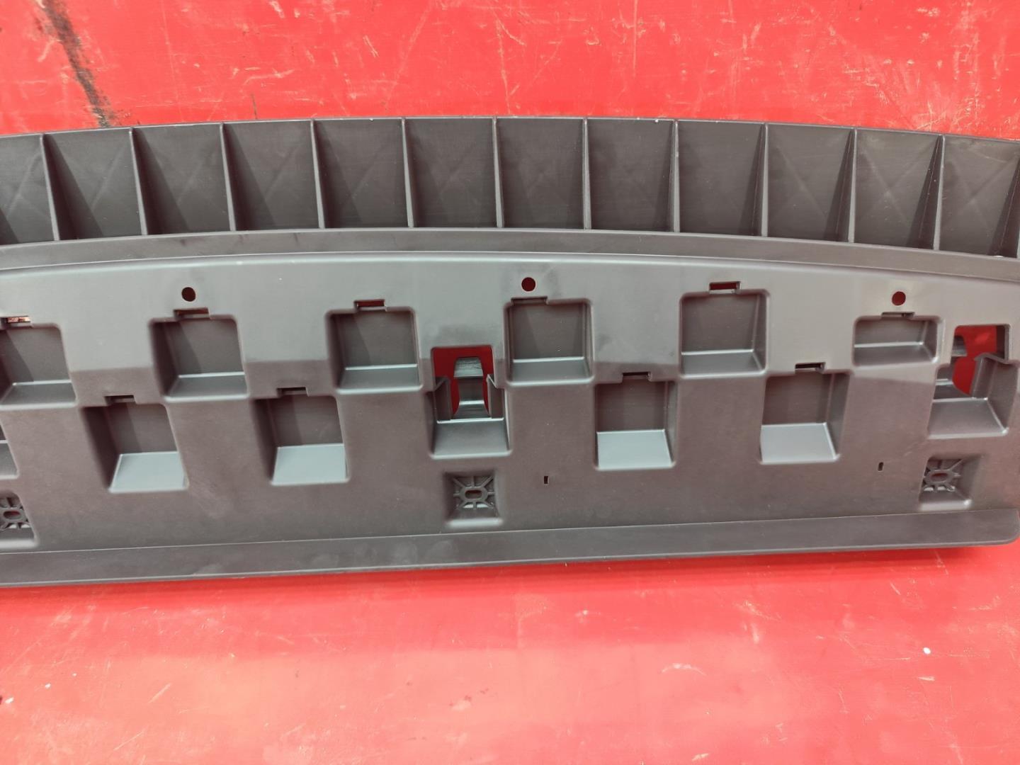 Пыльник переднего бампера