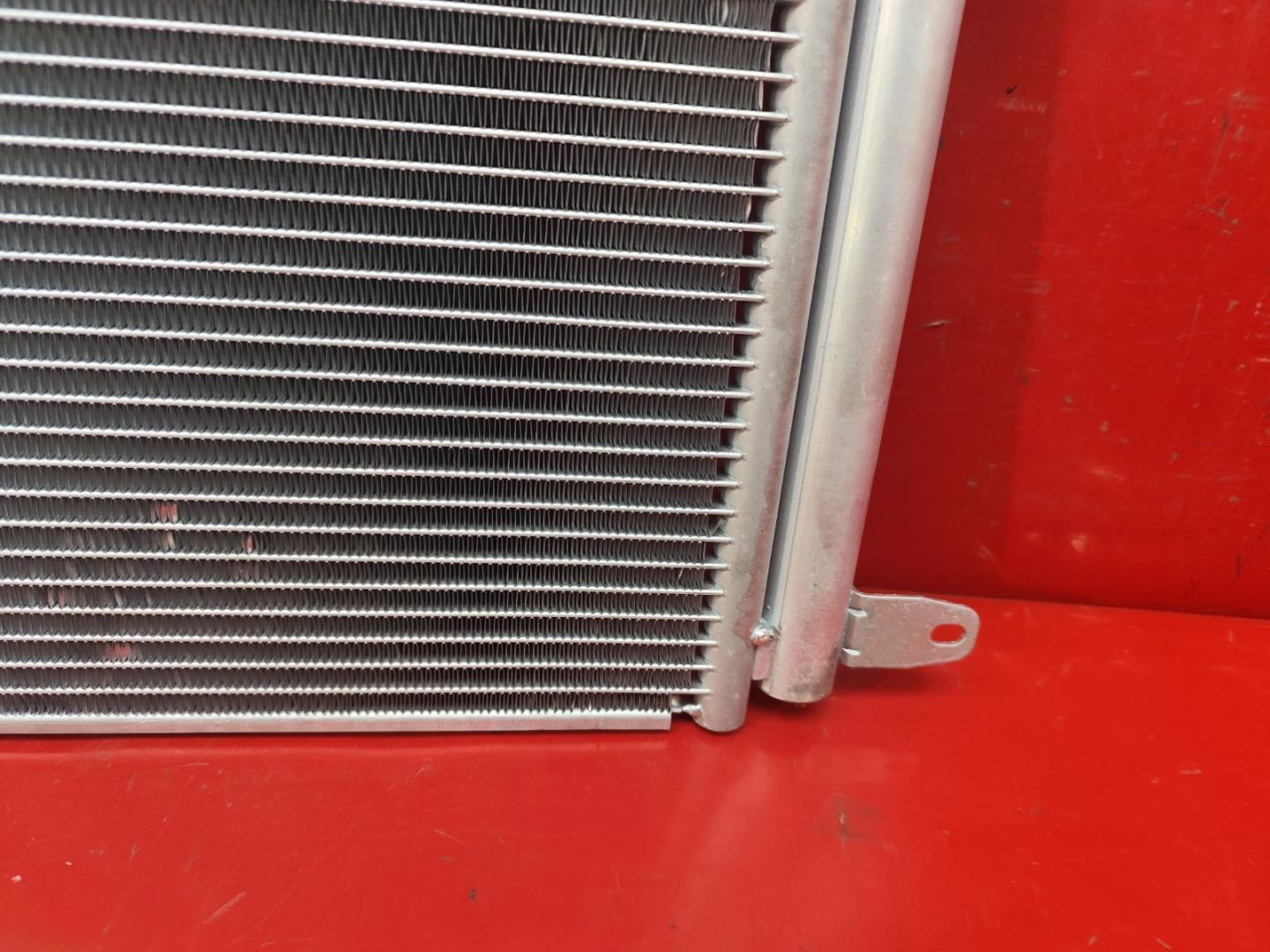 Радиатор кондиционера / конденсер