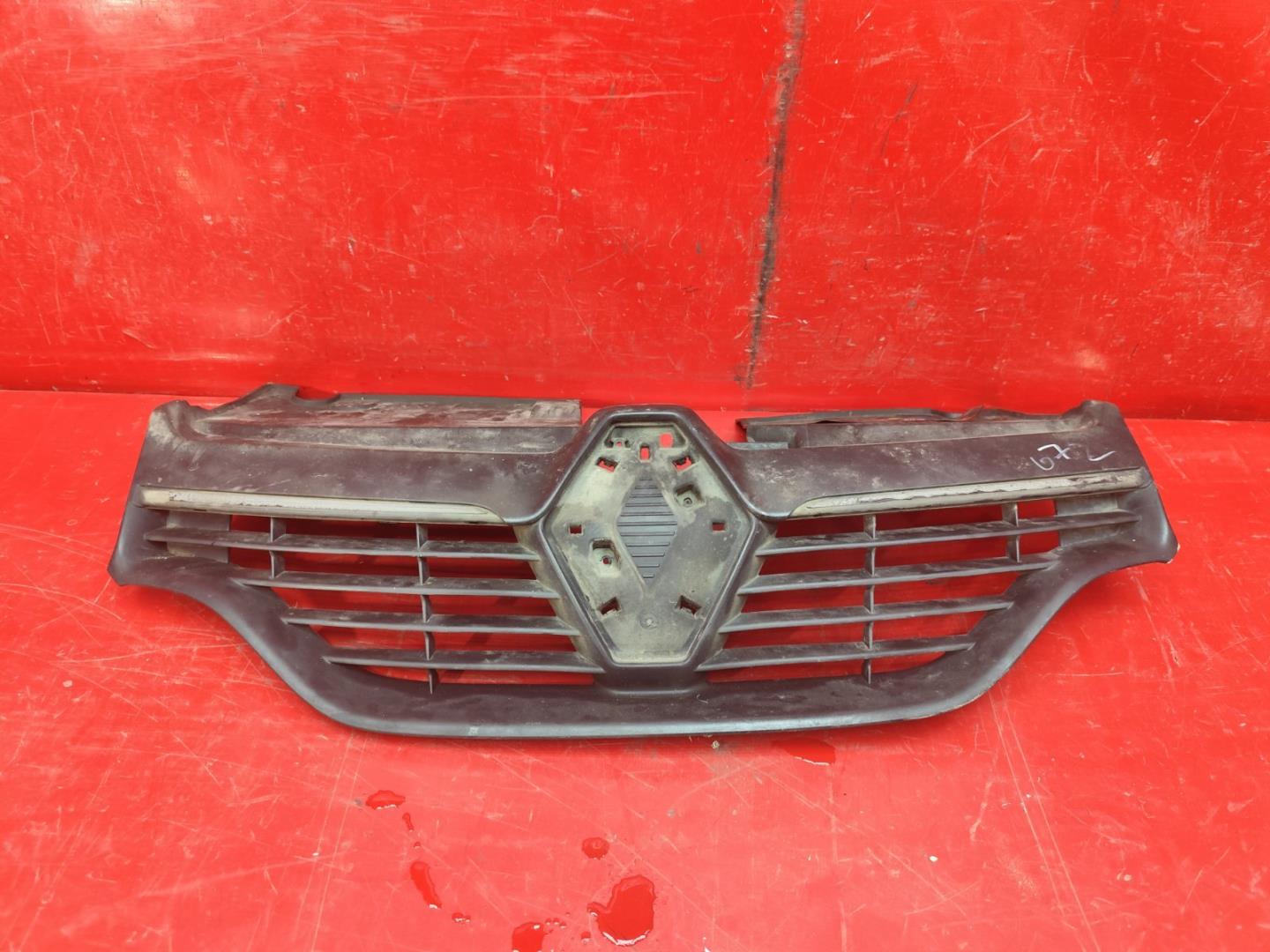 Решетка радиатора