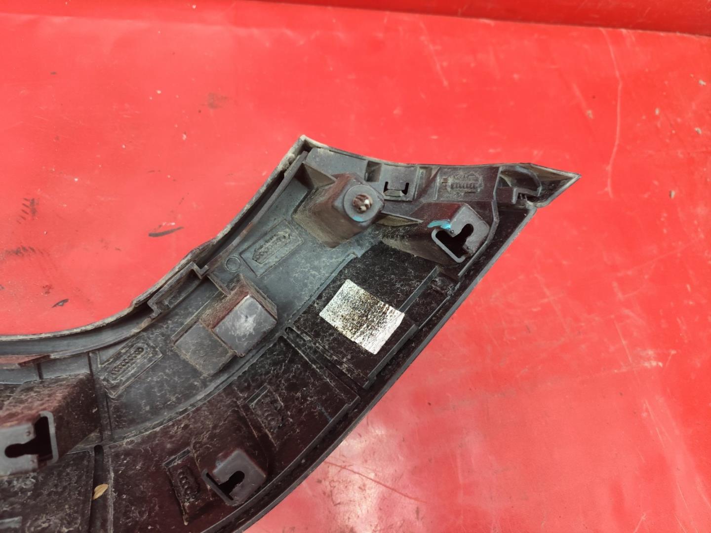 Накладка на крыло