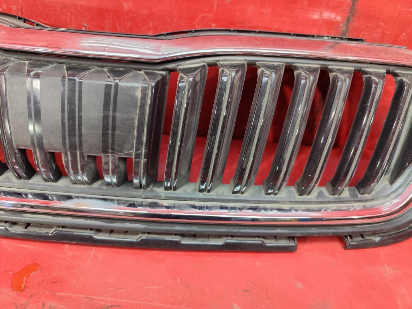 Решетка радиатора