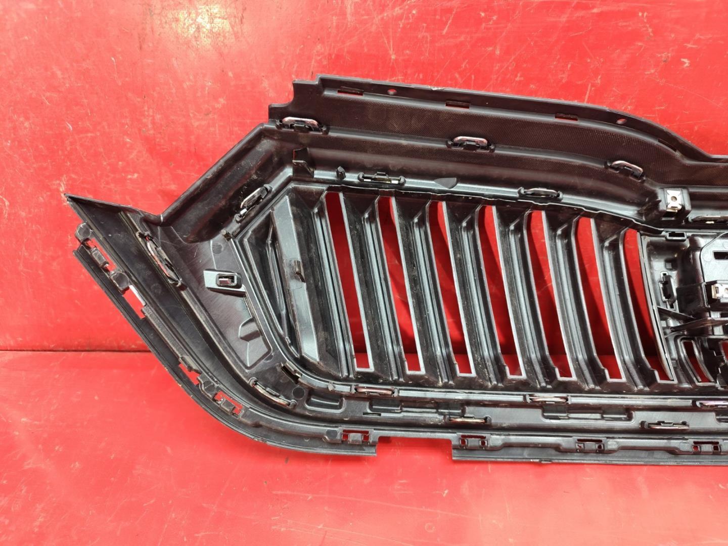 Решетка радиатора