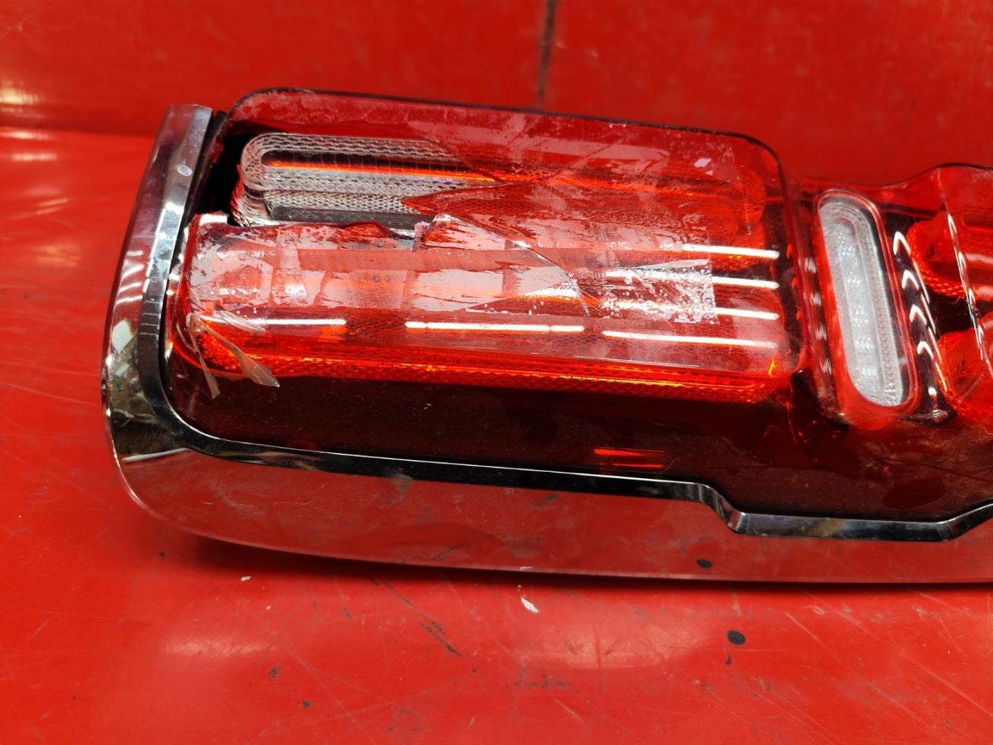 Фонарь задний