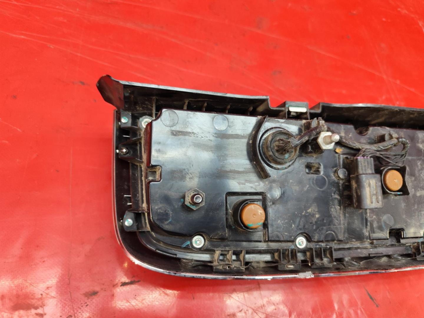 Фонарь задний