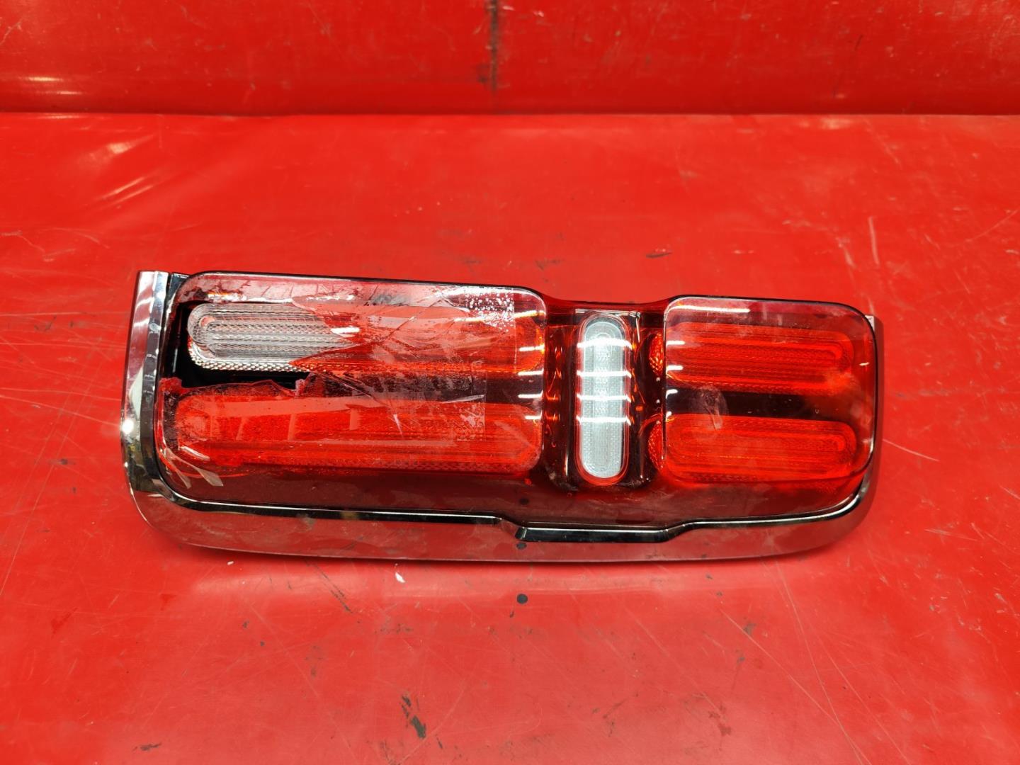 Фонарь задний