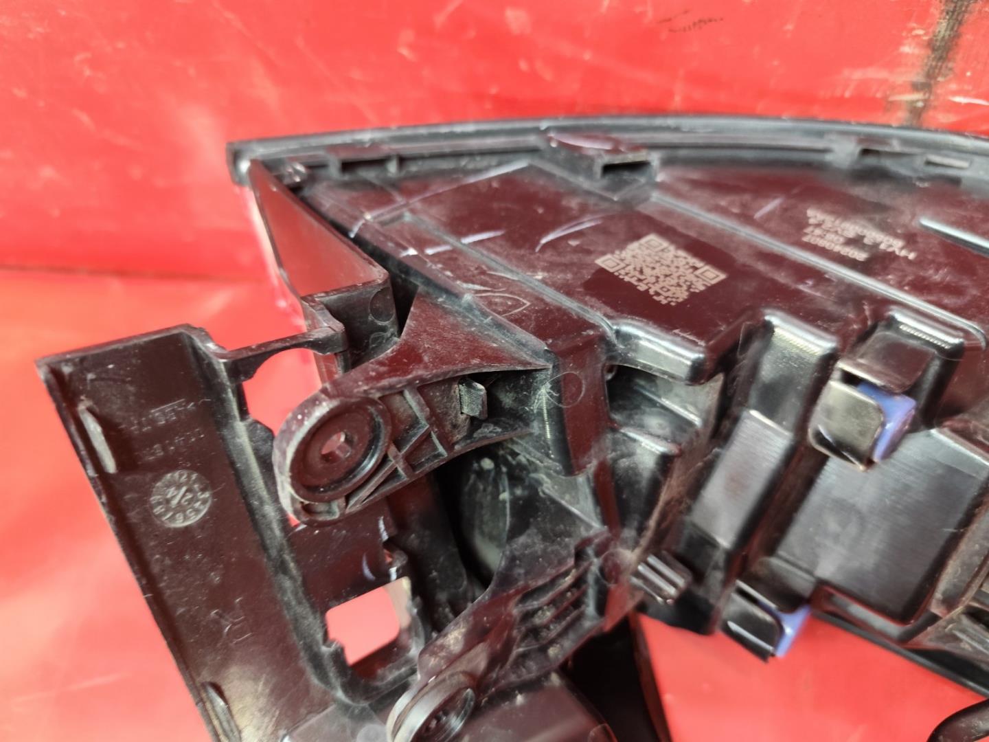 Фонарь задний