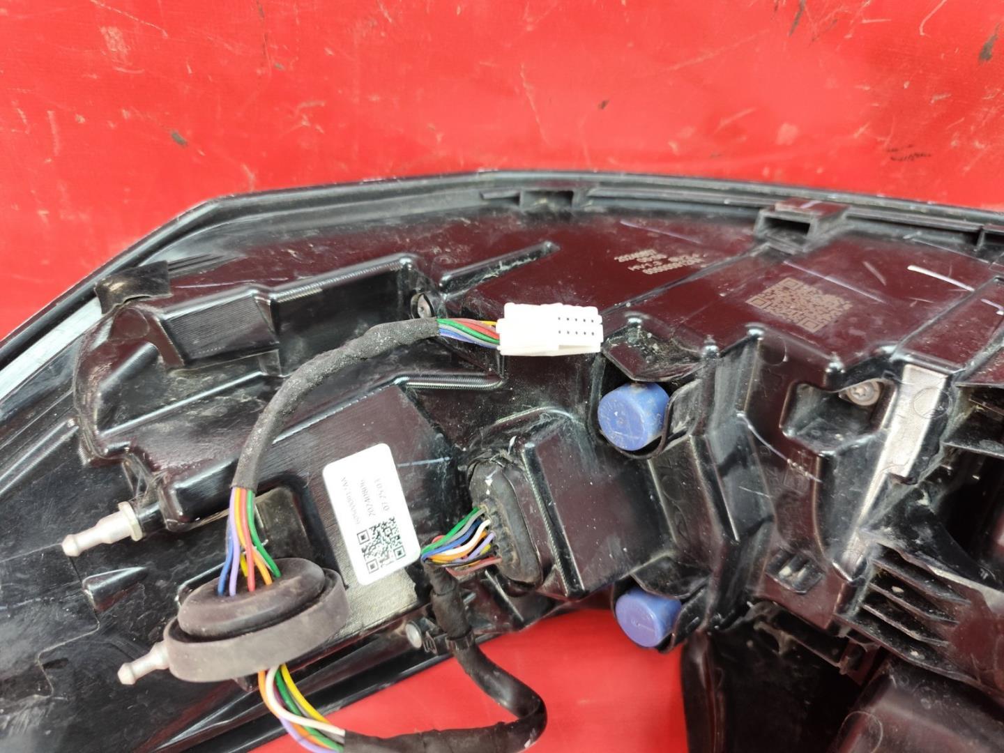 Фонарь задний