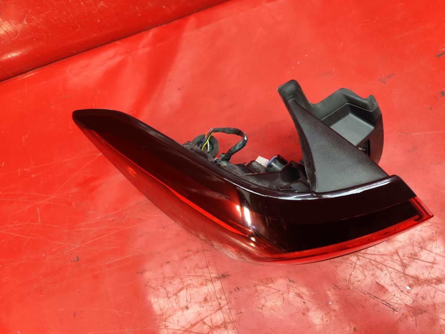 Фонарь задний