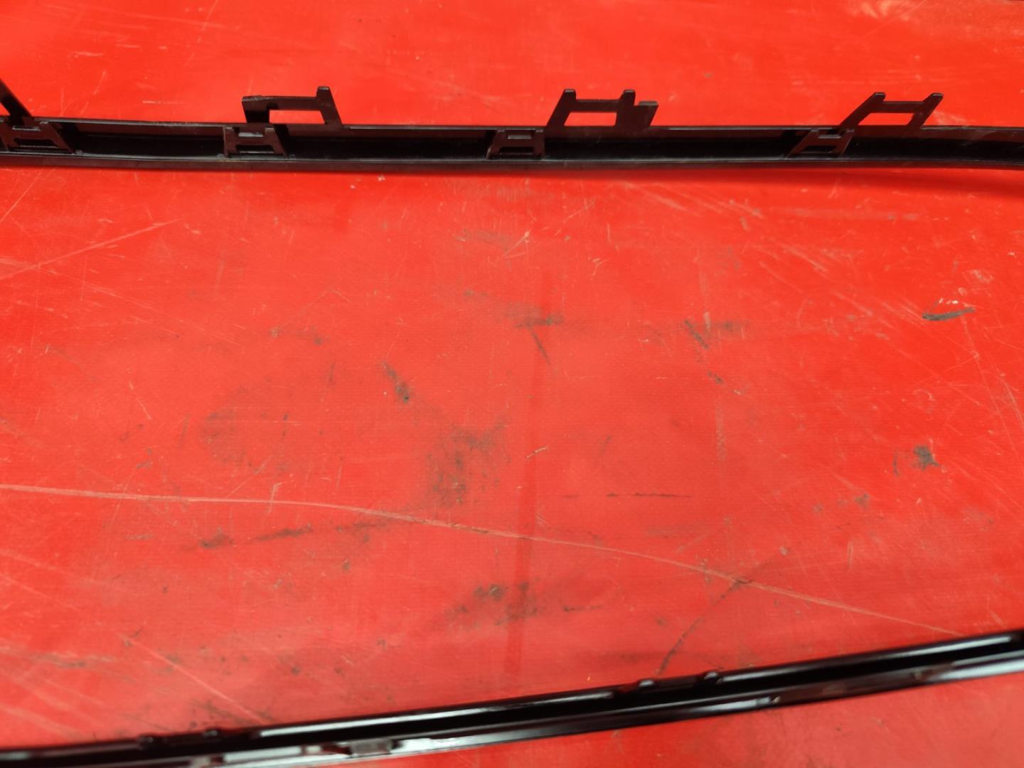 Накладка на решетку радиатора