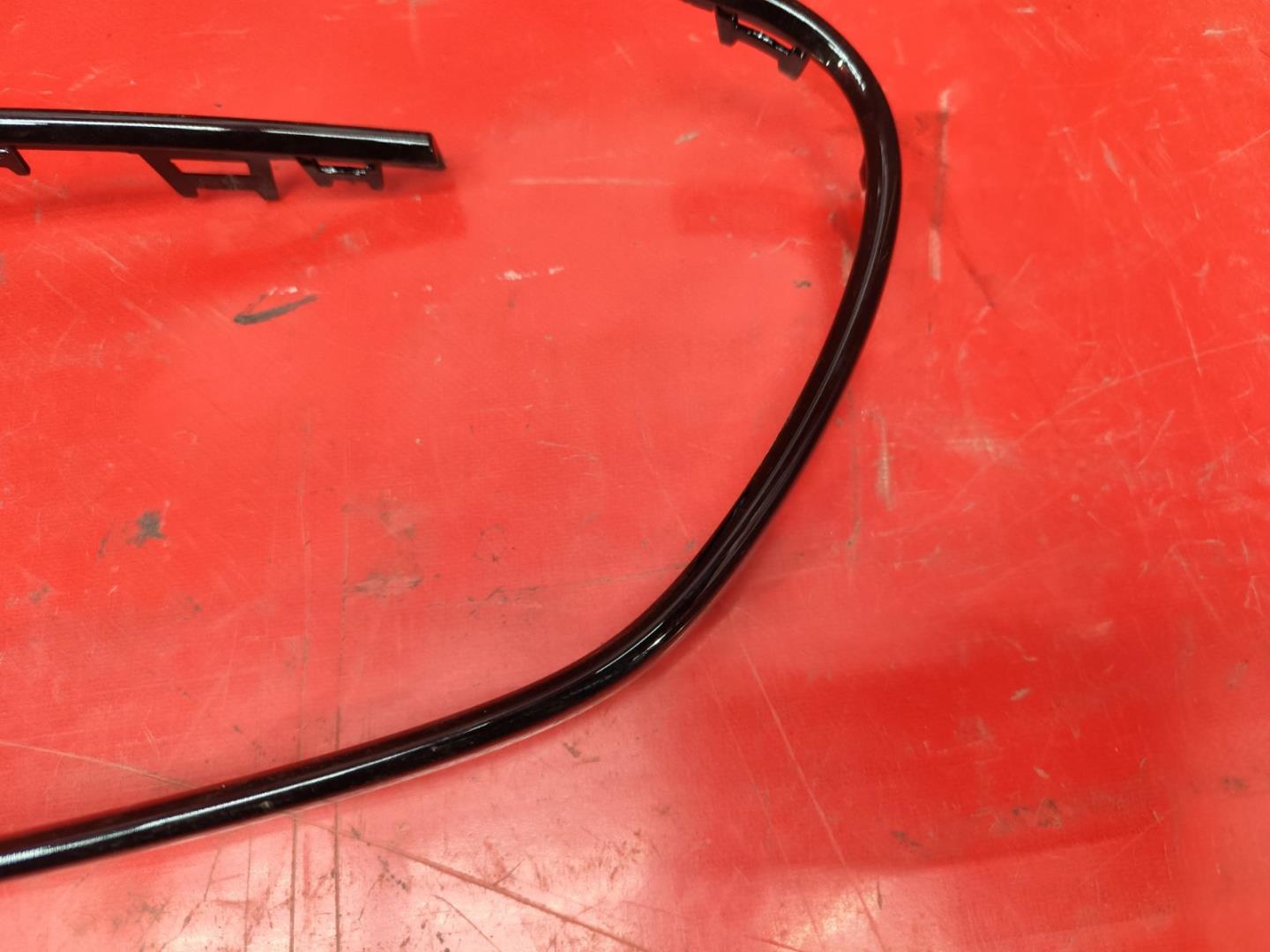 Накладка на решетку радиатора