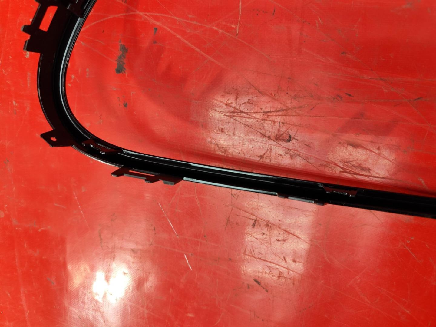 Накладка на решетку радиатора