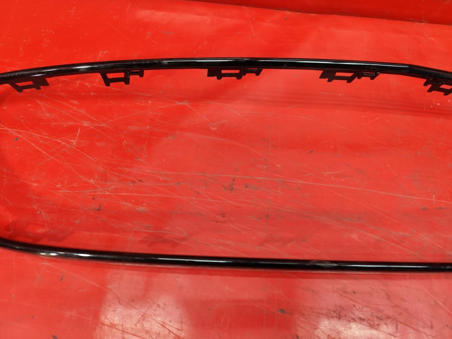 Накладка на решетку радиатора