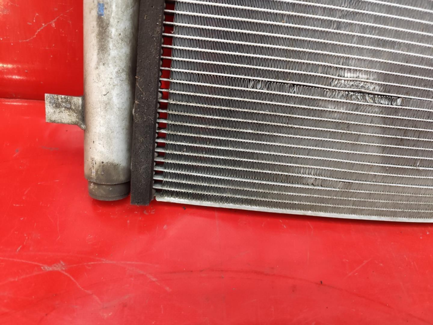 Радиатор кондиционера / конденсер