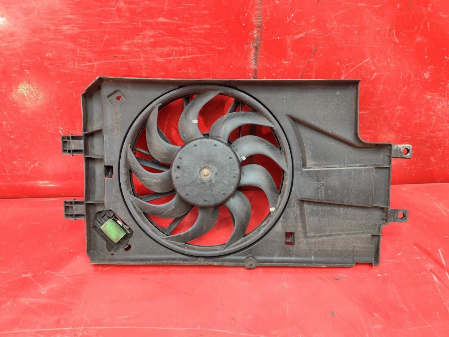 Диффузор вентилятора