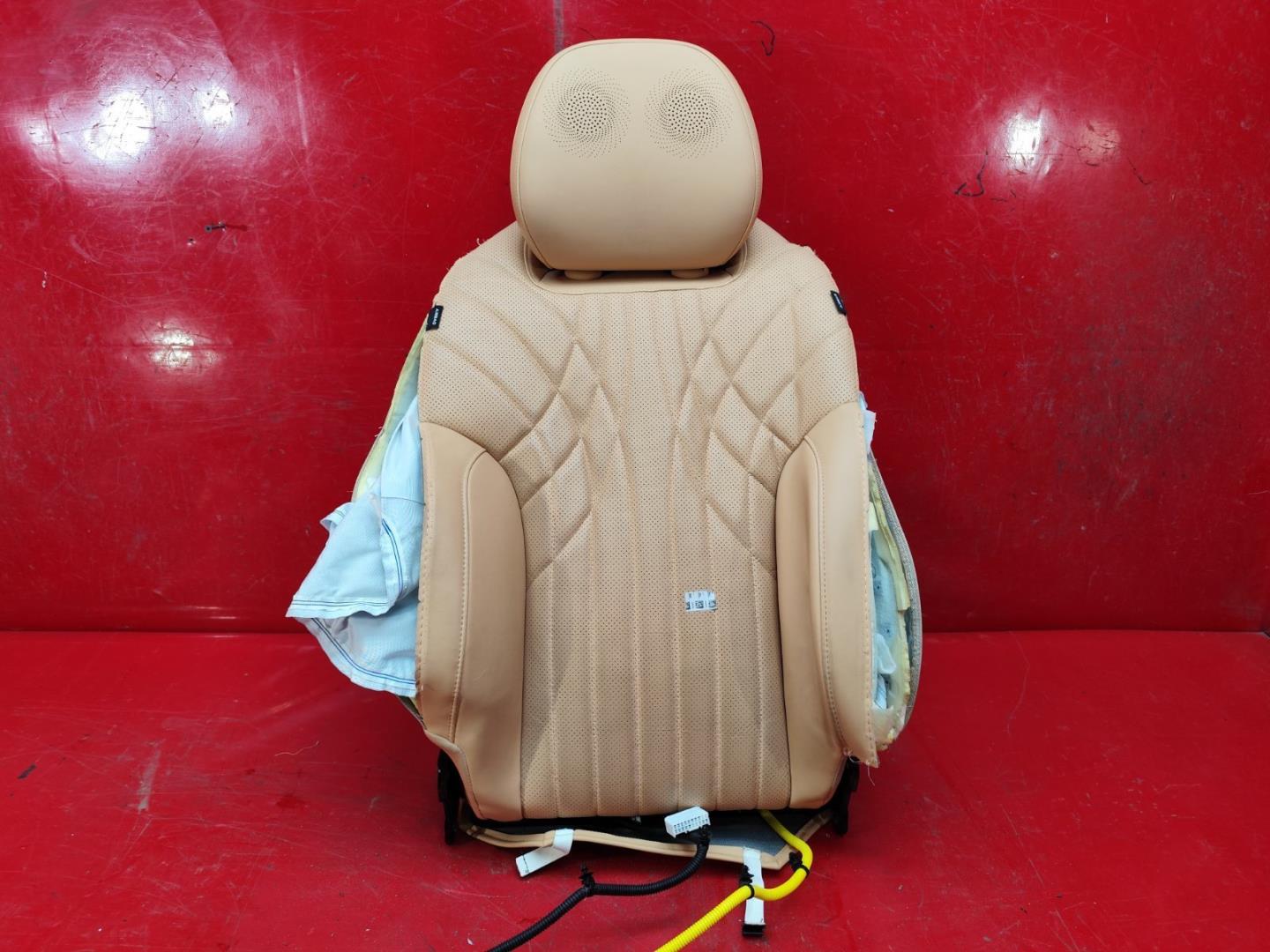 Спинка сидения