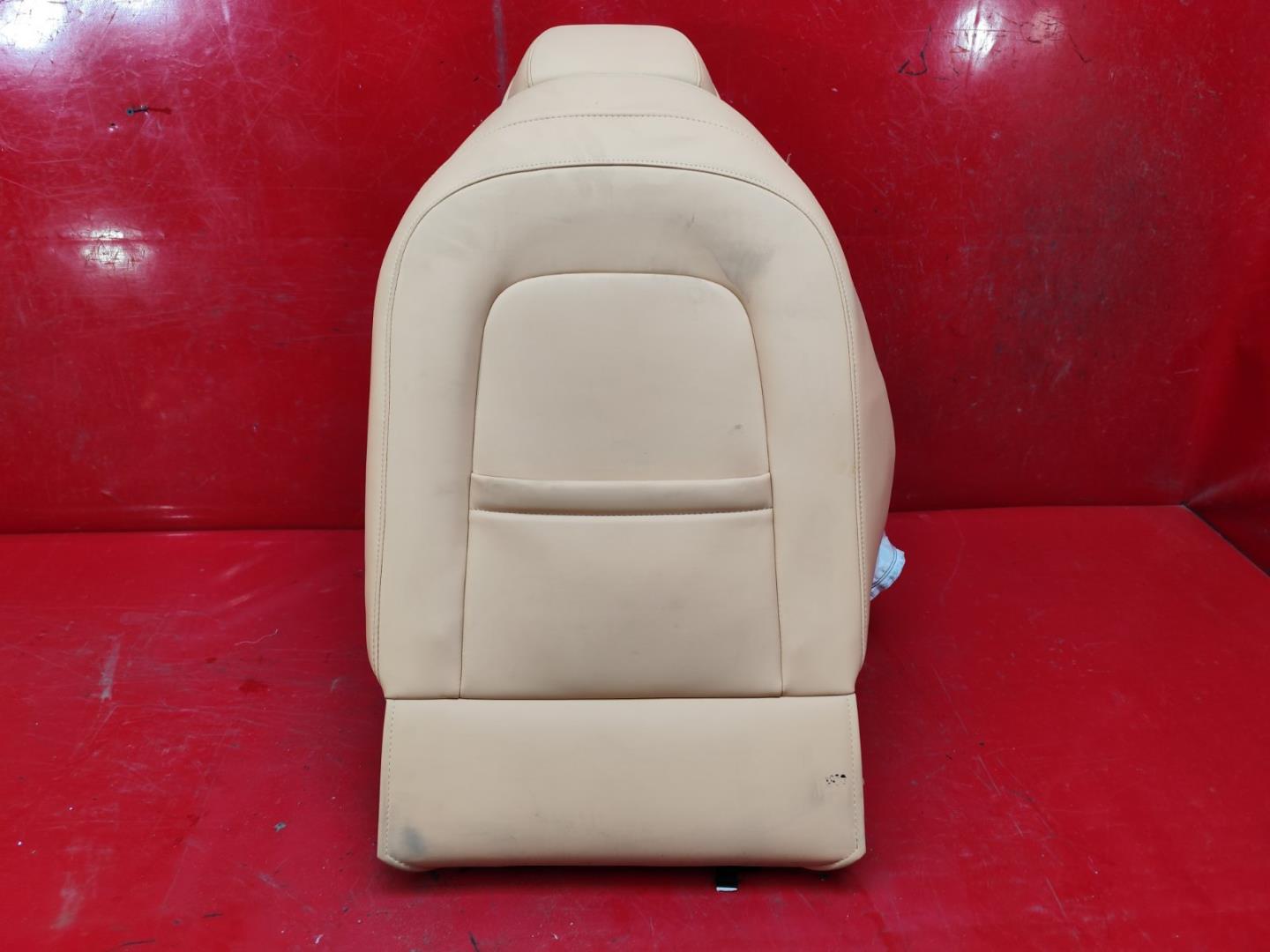 Спинка сидения