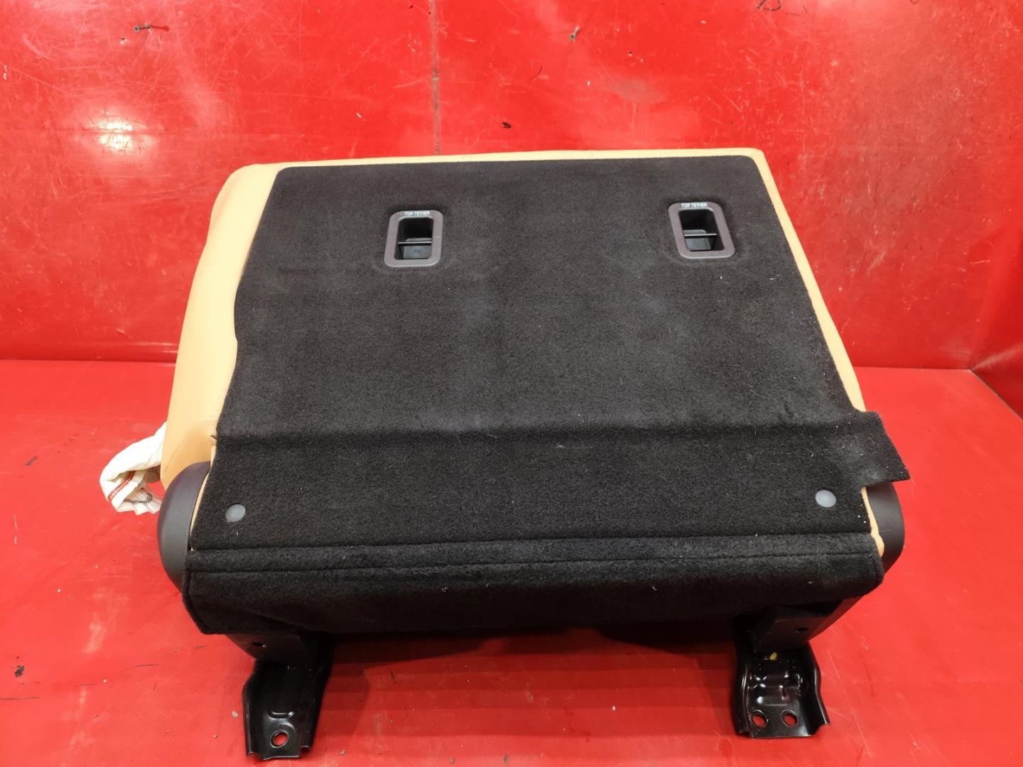 Спинка сидения