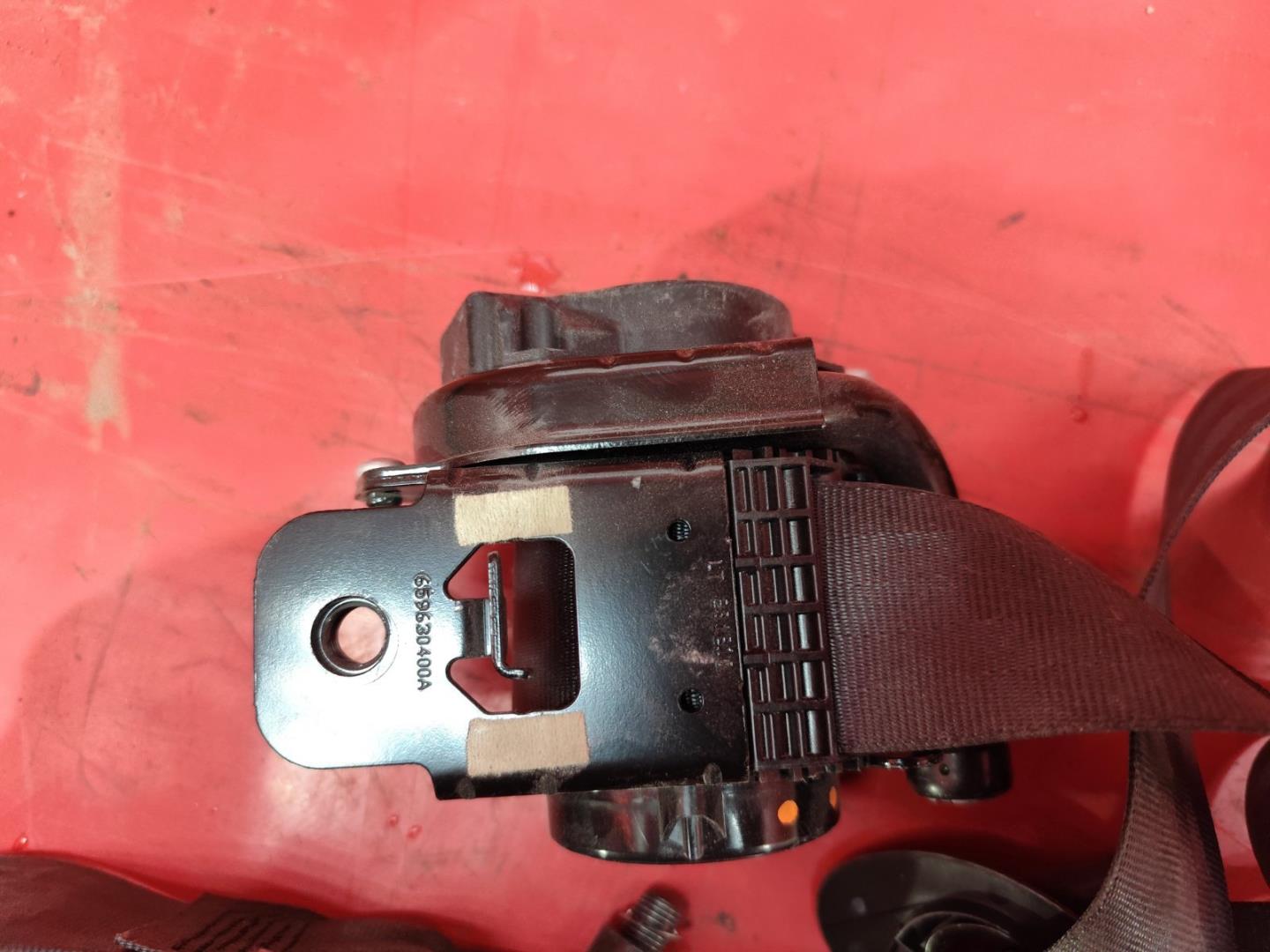 Ремень безопасности