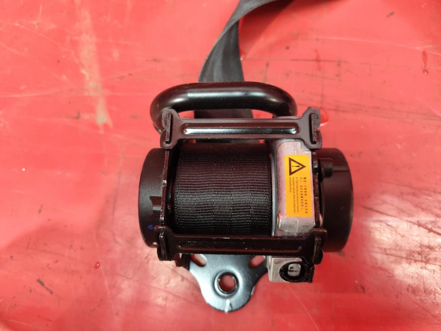 Ремень безопасности