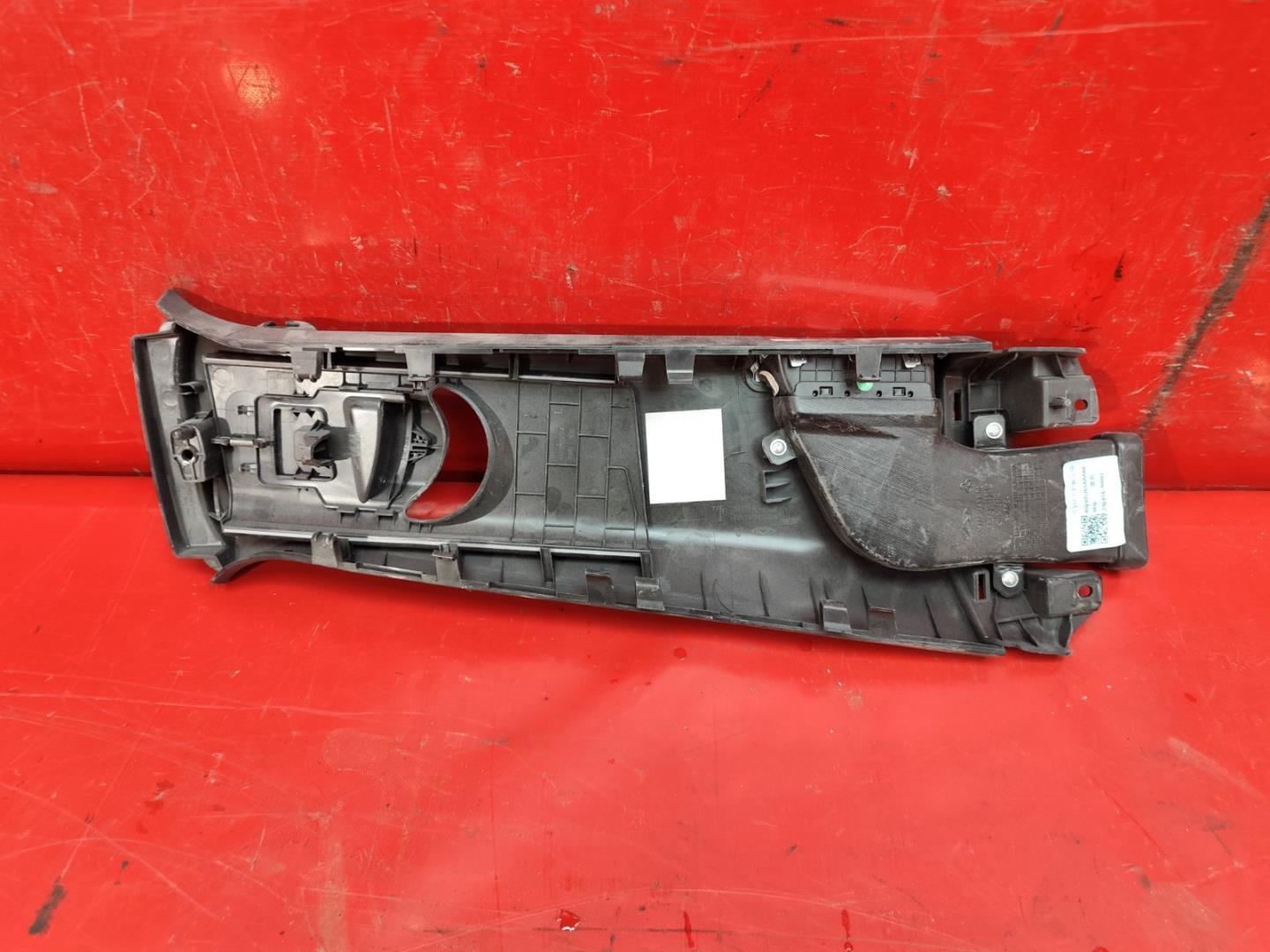 Накладка стойки