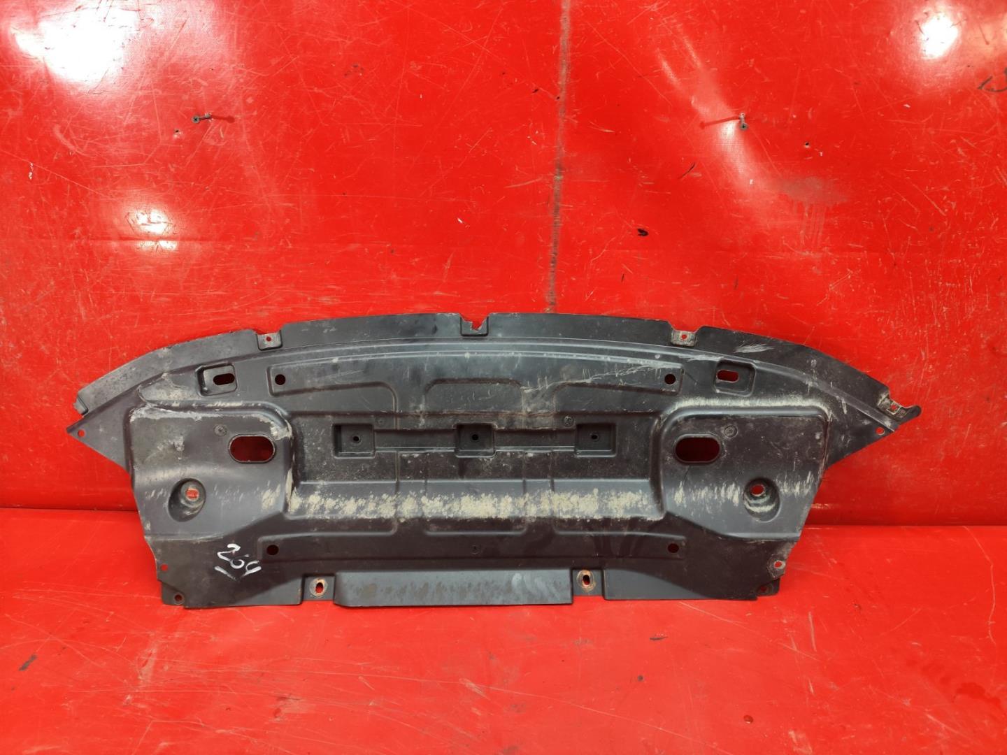 Пыльник переднего бампера