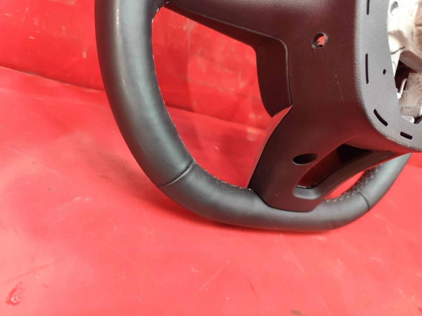 Рулевое колесо (руль)