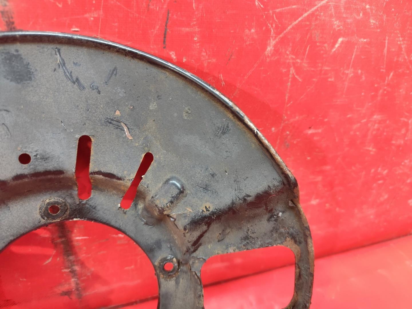 Пыльник тормозного диска