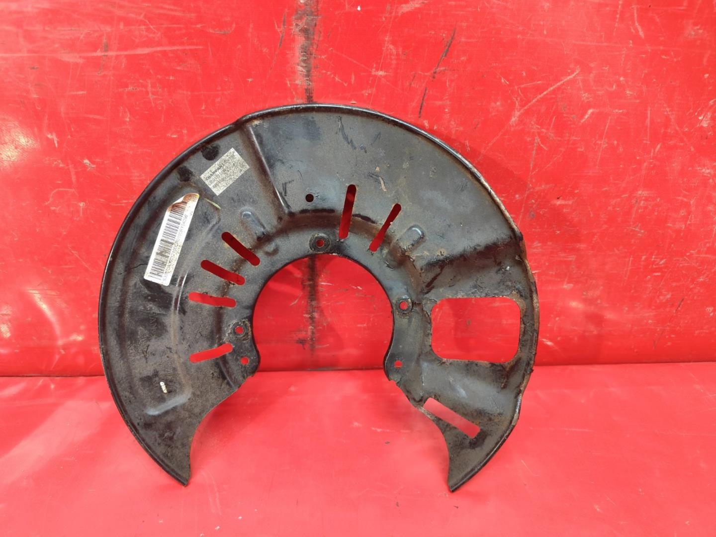 Пыльник тормозного диска