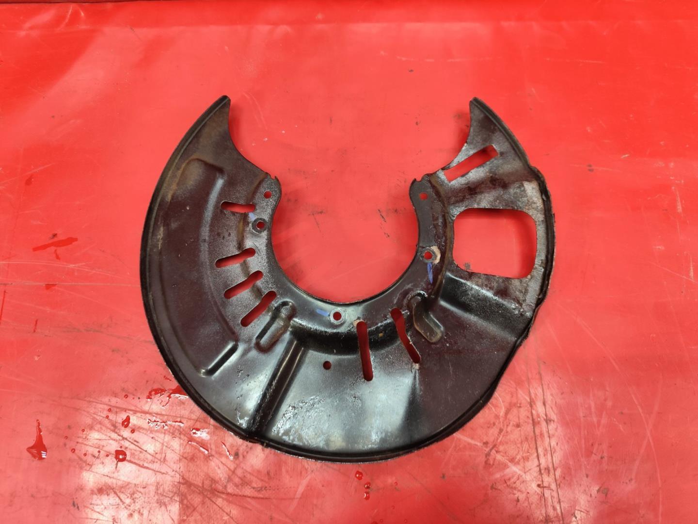 Пыльник тормозного диска