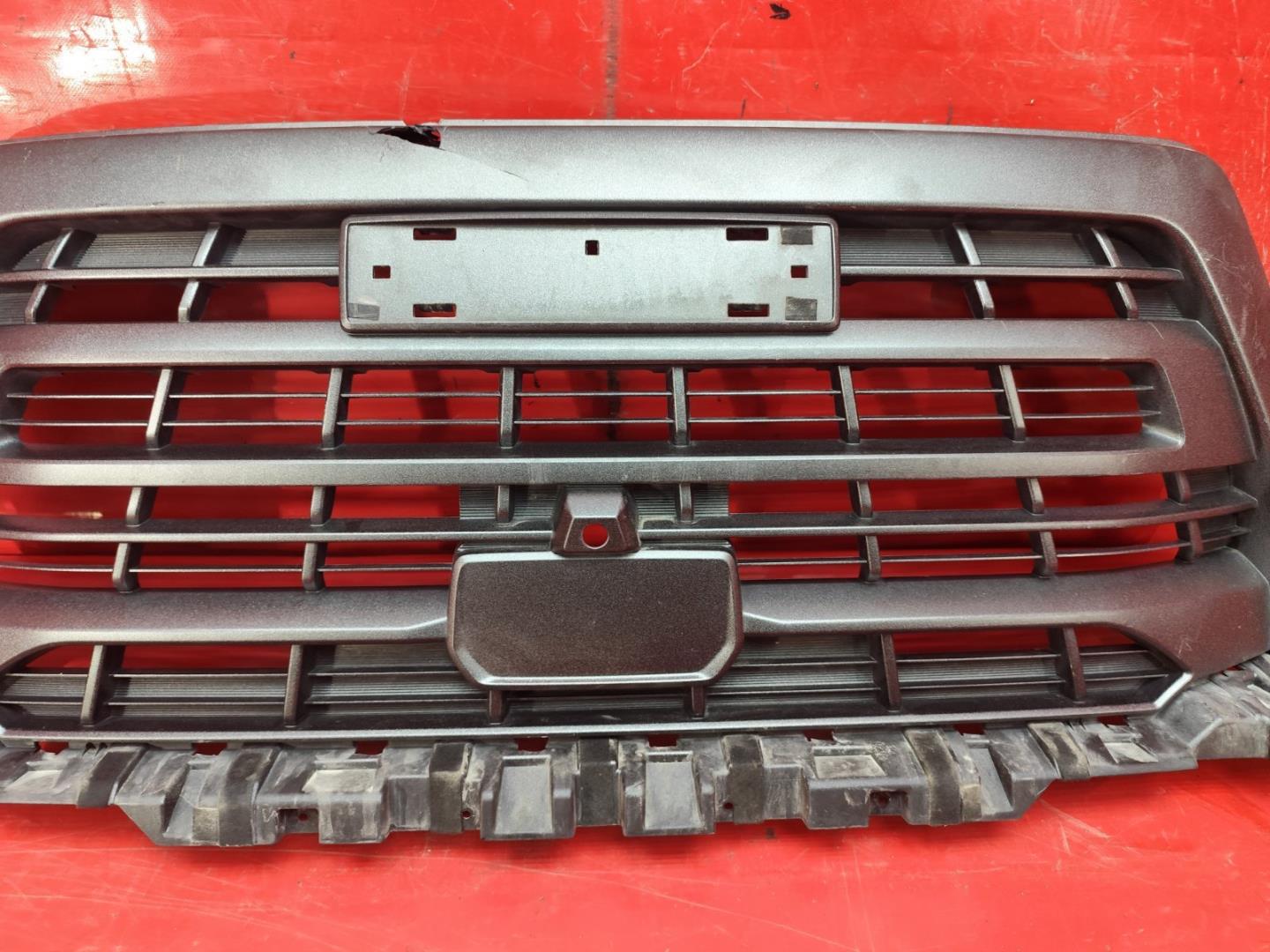 Решетка радиатора