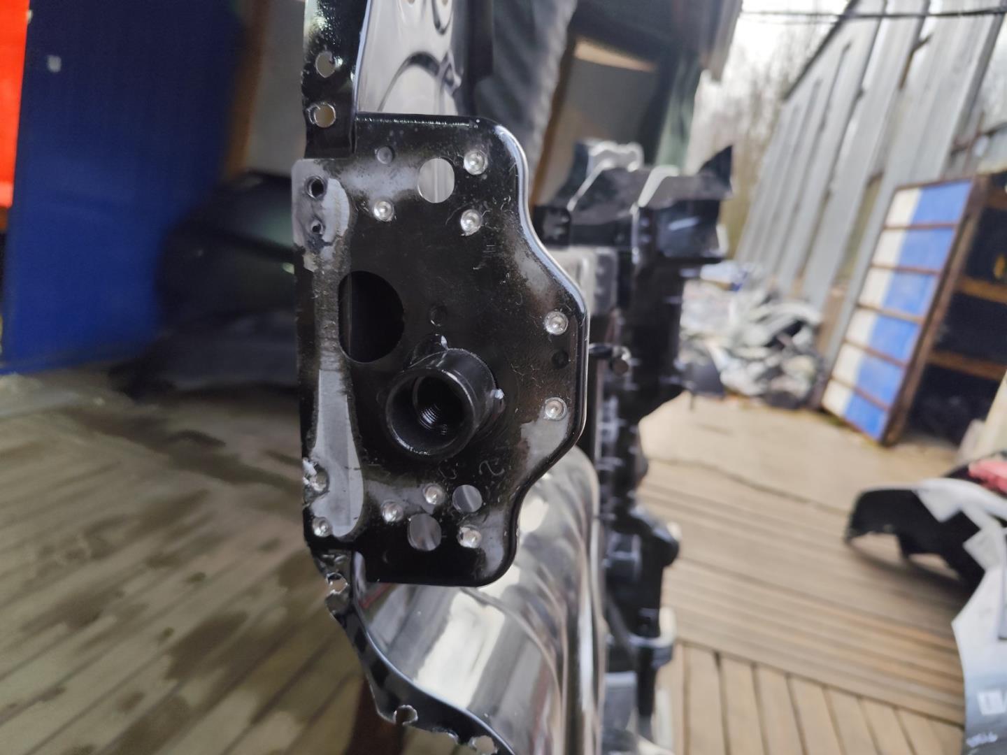 Пол багажника