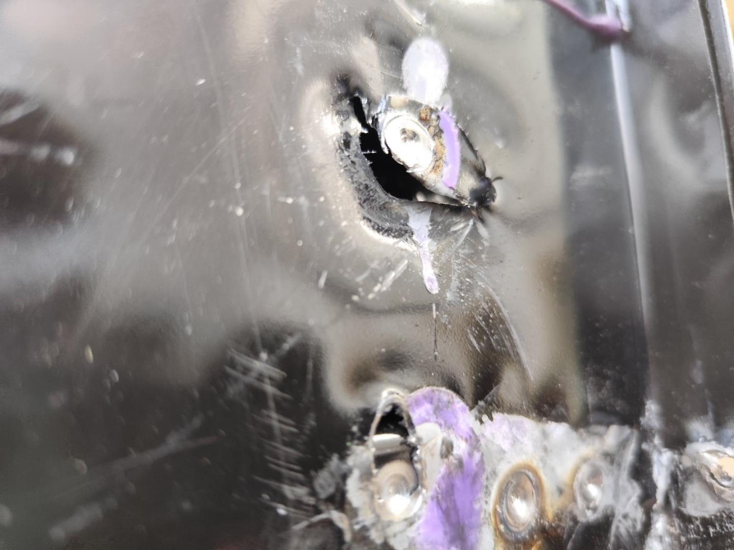 Пол багажника