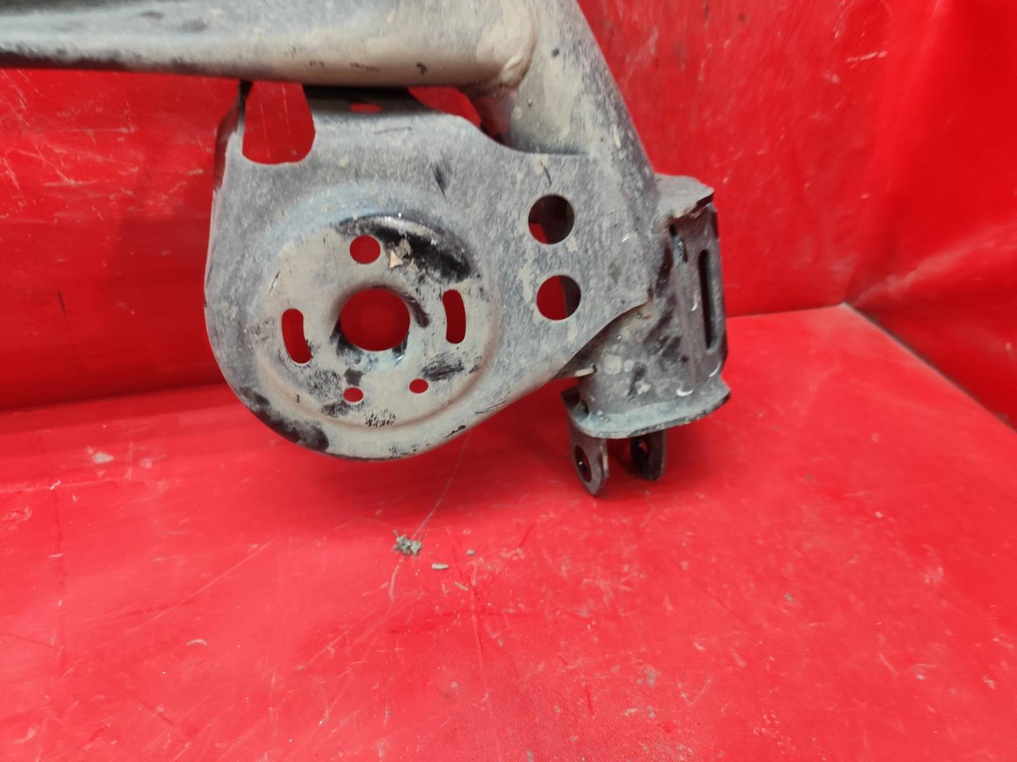 Балка подмоторная