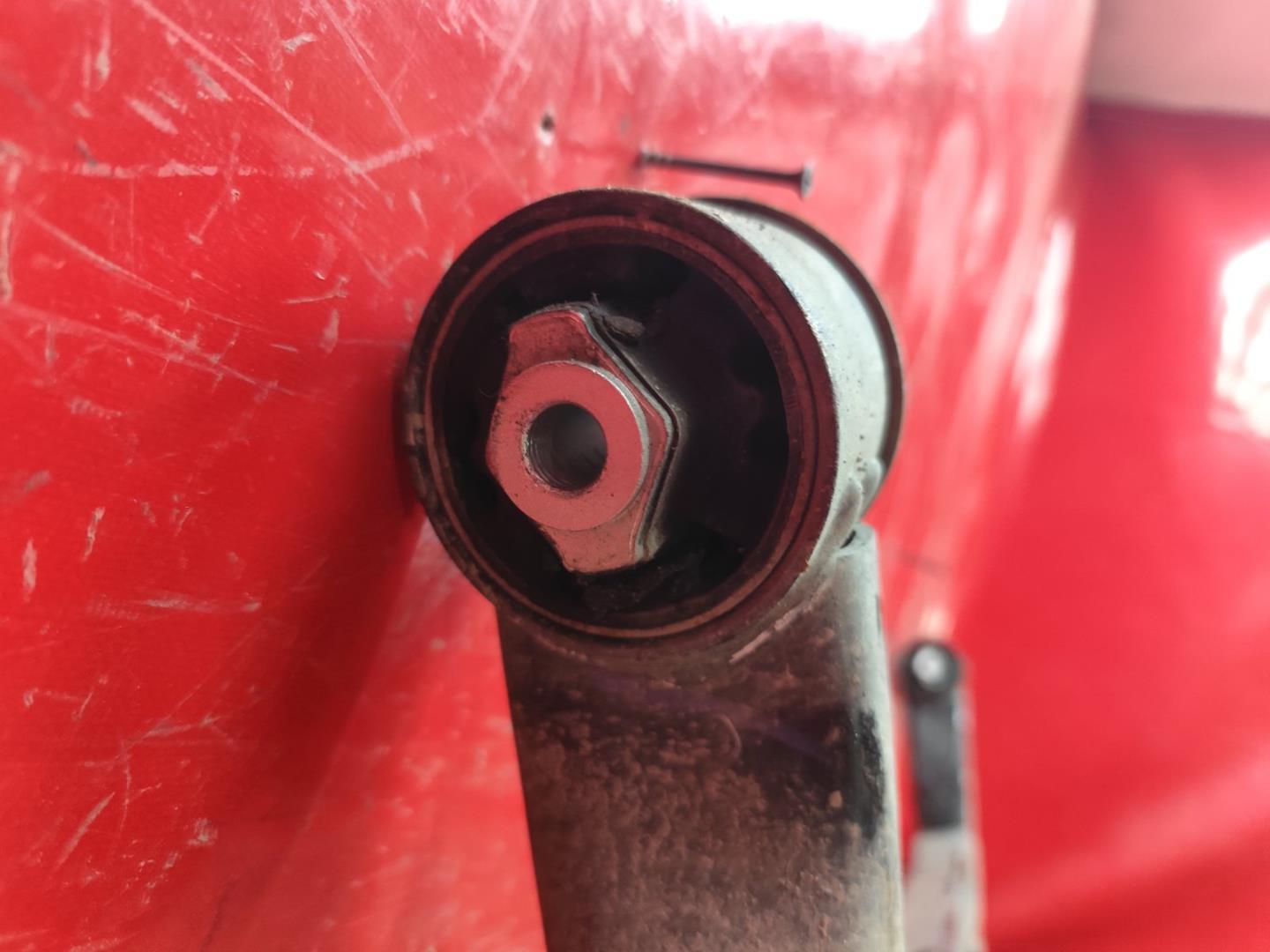 Балка подмоторная