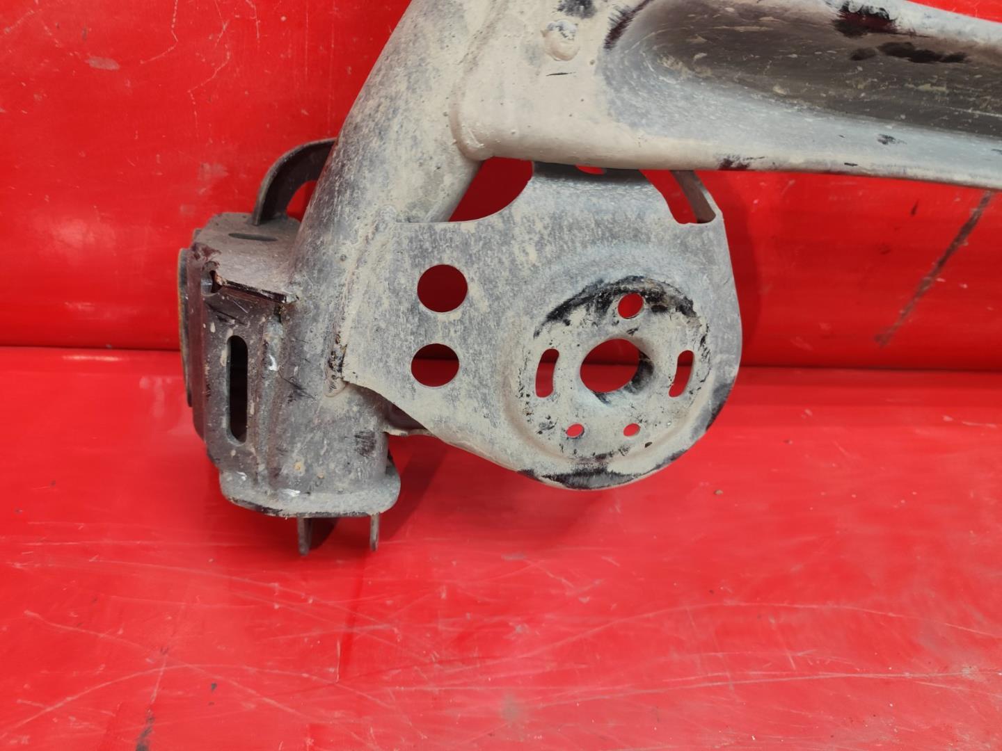 Балка подмоторная