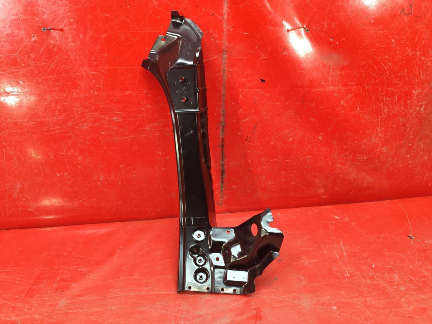 Кузовной элемент