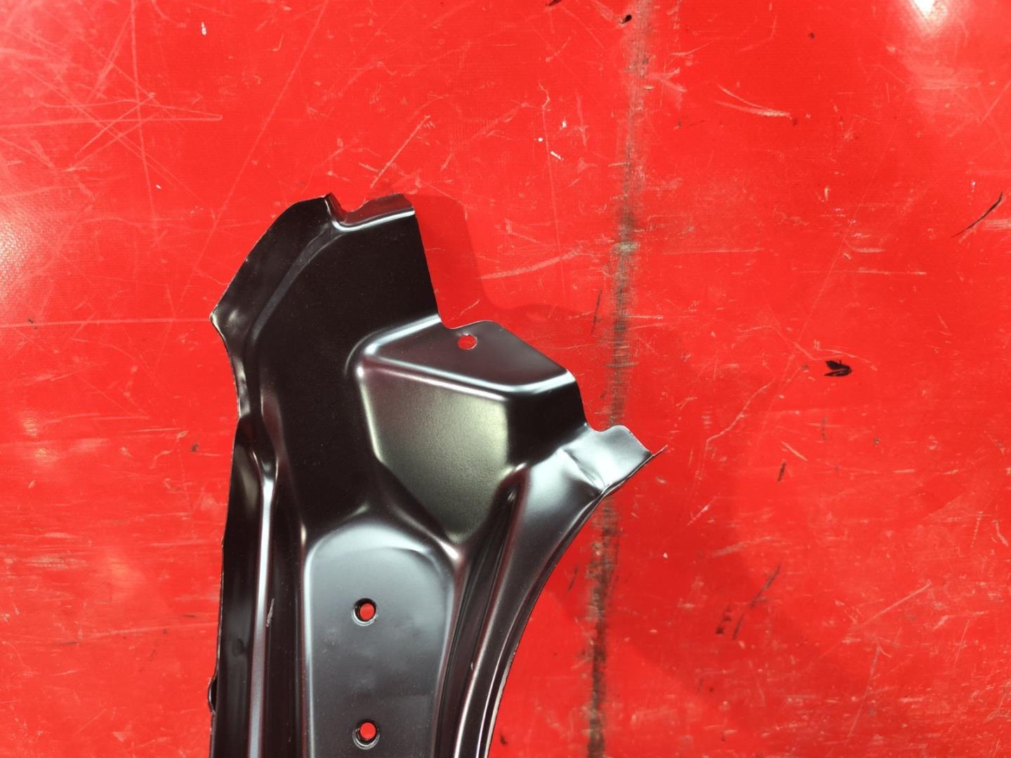 Кузовной элемент