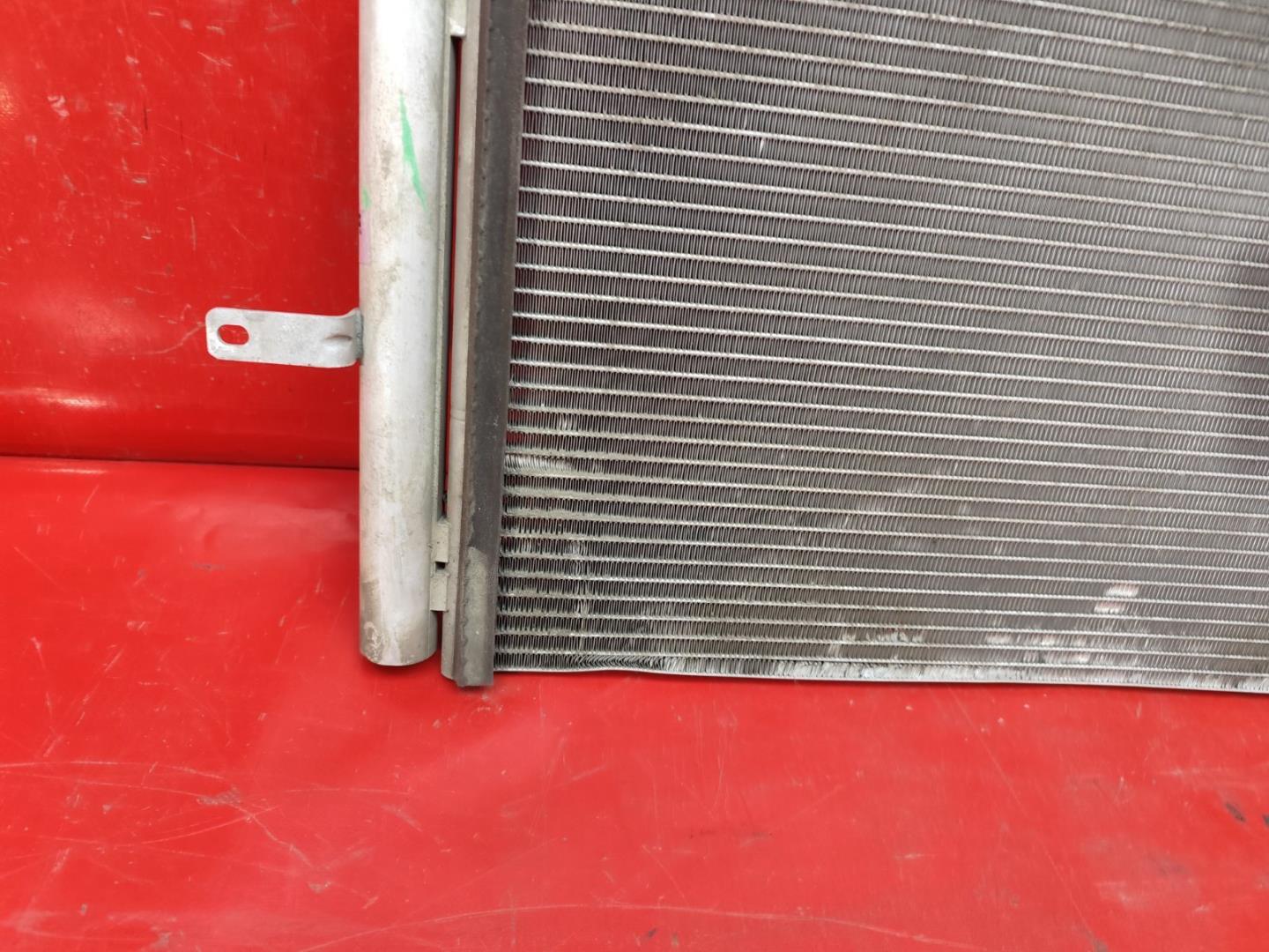 Радиатор кондиционера / конденсер