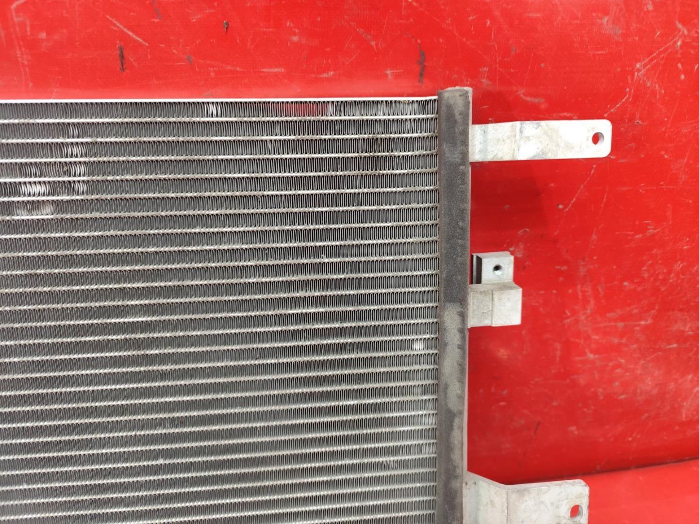 Радиатор кондиционера / конденсер